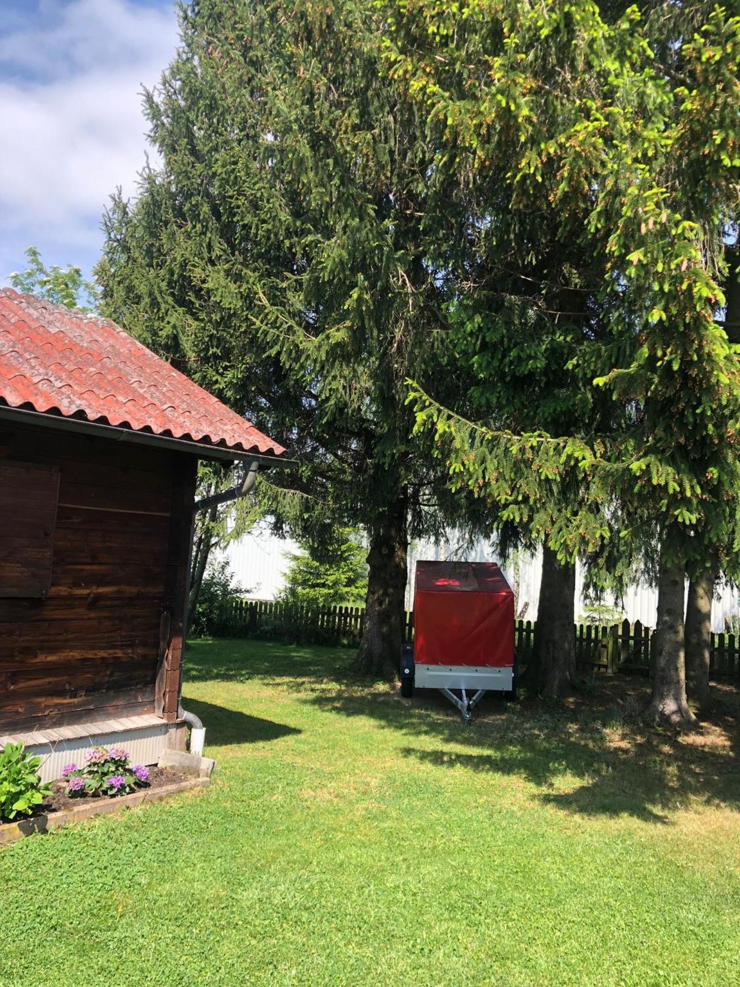 Gemuetliche Blockhuette Mit Grossem Garten Ried im Innkreis Exterior photo
